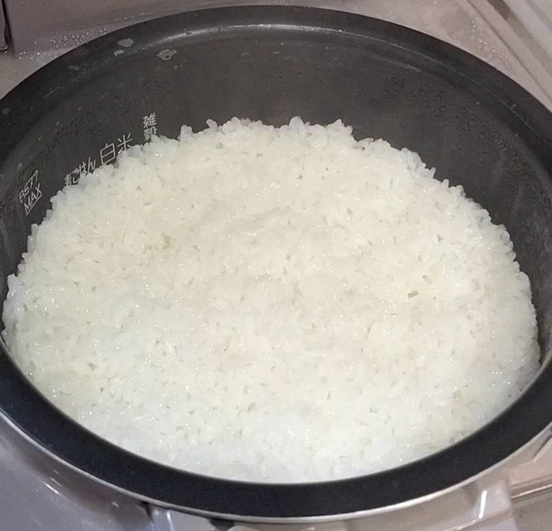 炊き立てのご飯